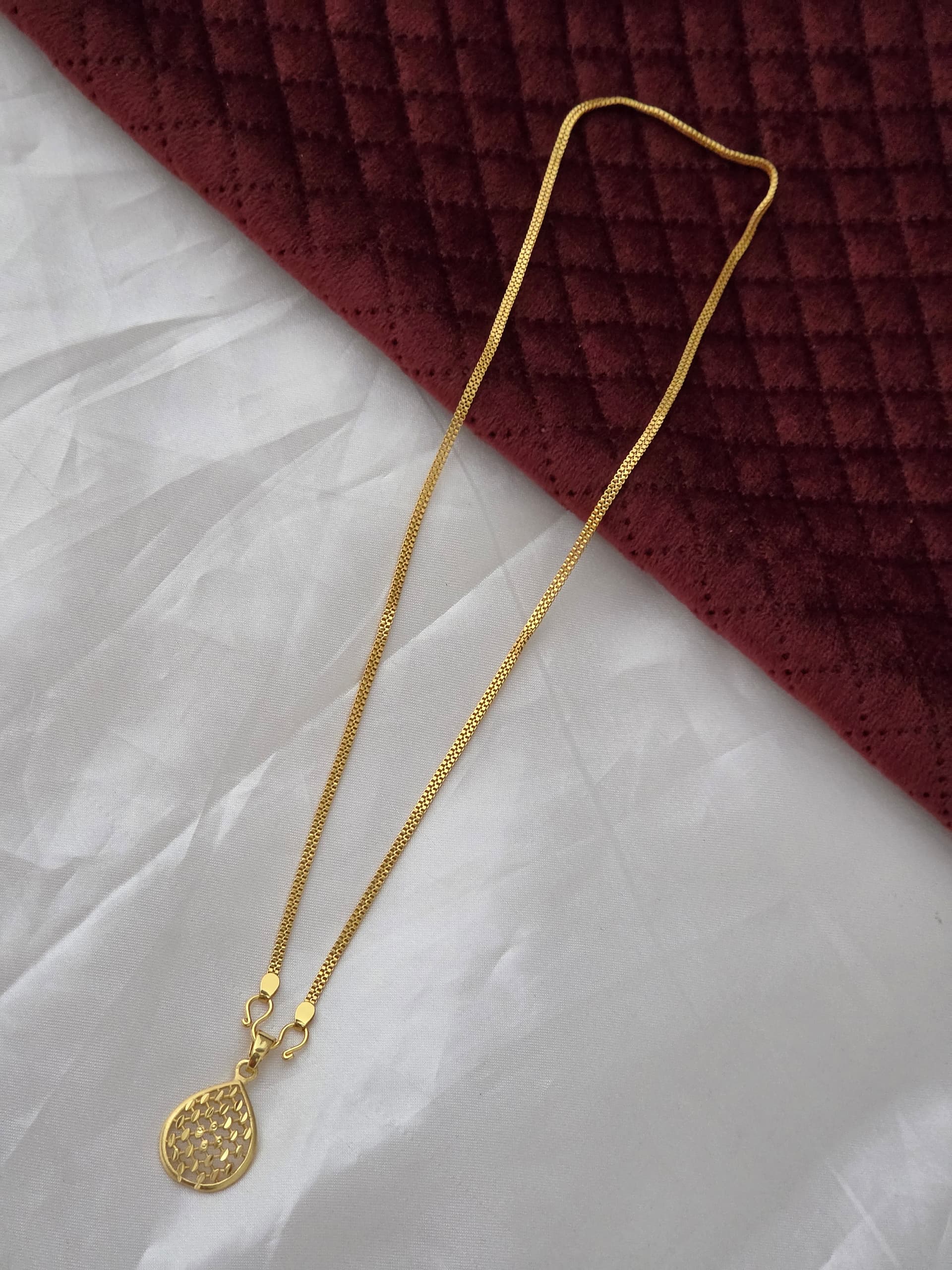 Premium foaming 18 inch drop dollar chain