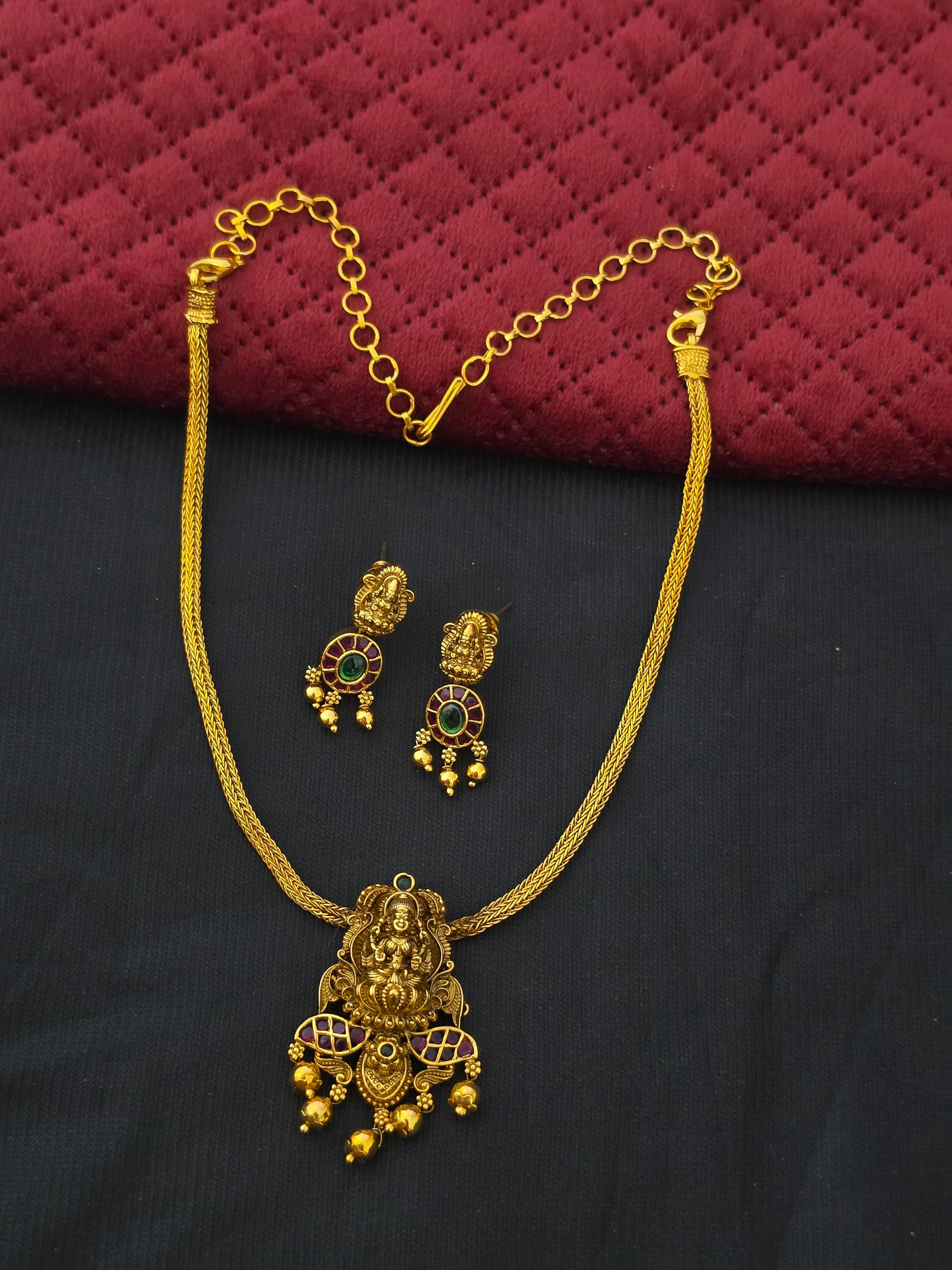 Premium matt lakshmi necklace with earings