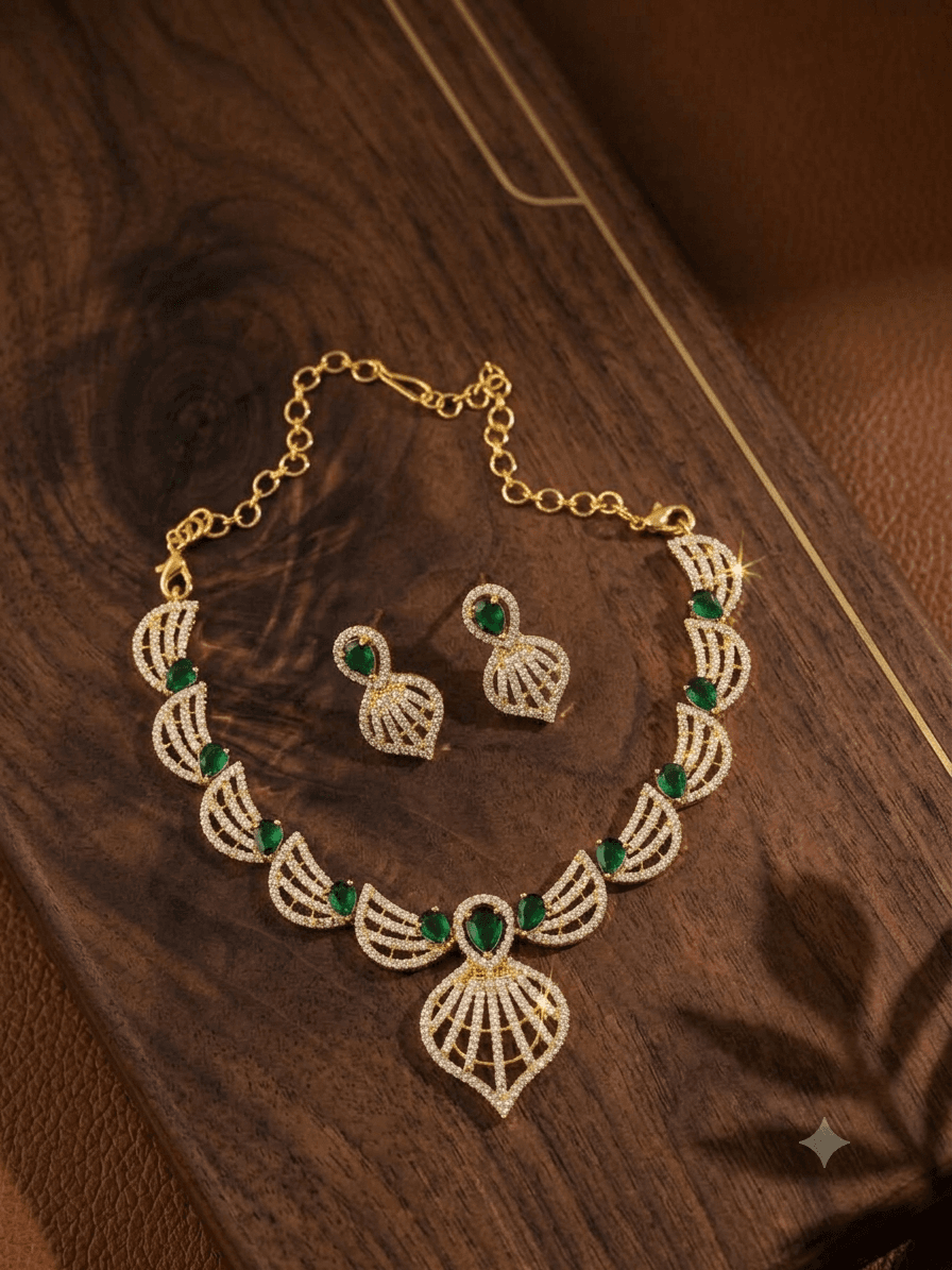 Premium antique emerald necklace with earings